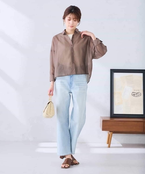a.v.v(アーヴェヴェ)の「【洗える/接触冷感】クロップド丈セミシアーシャツ(シャツ/ブラウス・レディース・ブラウン/クリーム/ネイビー/アイボリー・38/40)」の9枚目の写真