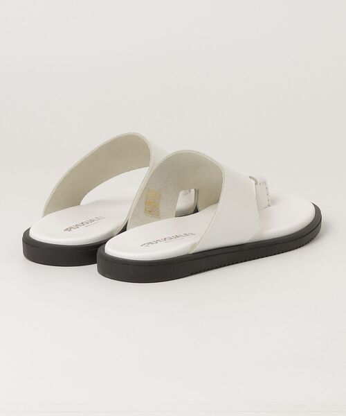 1 piu 1 uguale 3(ウノピゥウノウグァーレトレ)の「THUMB SANDAL(サンダル・メンズ・ホワイト・42/41)」の5枚目の写真
