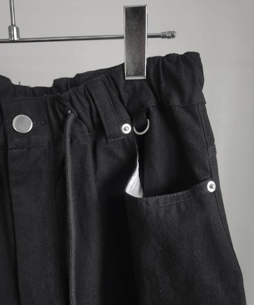 YACA(ヤーカ)の「Curved Balloon Pants/カーブバルーンパンツ【ユニセックス着用可能】(その他パンツ・レディース・ブラック/ブラウン/ライトベージュ・FREE)」の17枚目の写真