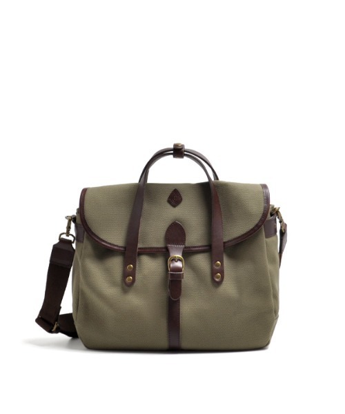 CLEDRAN(クレドラン)の「【帆布×本革 A4収納可能】CL3755 GRAN 2WAY BAG(ショルダーバッグ・レディース・オリーブ/サンドベージュ/ブラック・FREE)」の3枚目の写真
