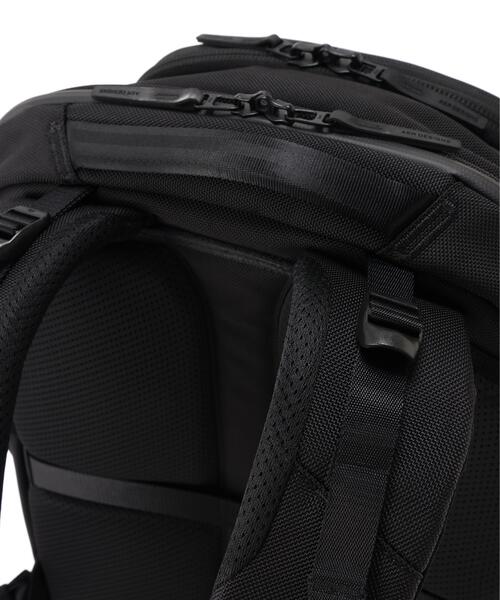 Aer(エアー)の「Aer(エアー)Travel Pack 4 28L AER-21070(バックパック/リュック・メンズ・ブラック・F)」の17枚目の写真