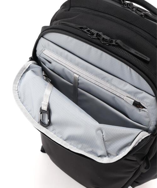 Aer(エアー)の「Aer(エアー)Travel Pack 4 28L AER-21070(バックパック/リュック・メンズ・ブラック・F)」の3枚目の写真