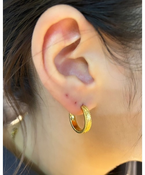 IRIEBEACH（アイリービーチ）の「Milgrain hoop pierce/【ハワイアンジュエリー】【サージカルステンレス】【金属アレルギー対応】【IRIEBEACH / アイリービーチ】つけっぱなしOK（ピアス（片耳用）・レディース・ゴールド/ピンク/シルバー・FREE）」の9枚目の写真