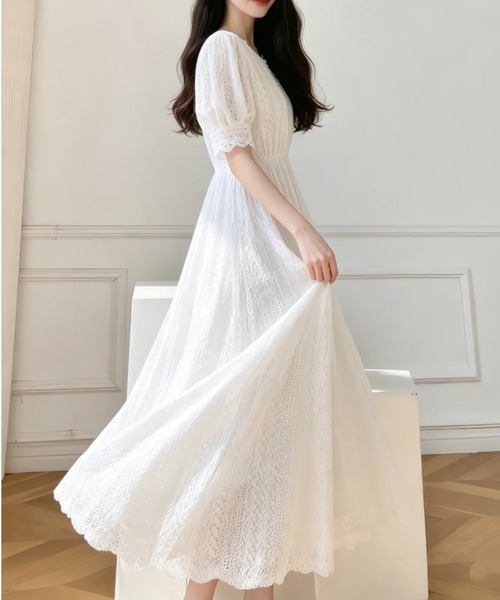 LUCPY(ラクピー)の「レース切替パフスリーブロングワンピース(ワンピース・レディース・ブラック/ホワイト・X-LARGE/LARGE/MEDIUM/SMALL)」の4枚目の写真