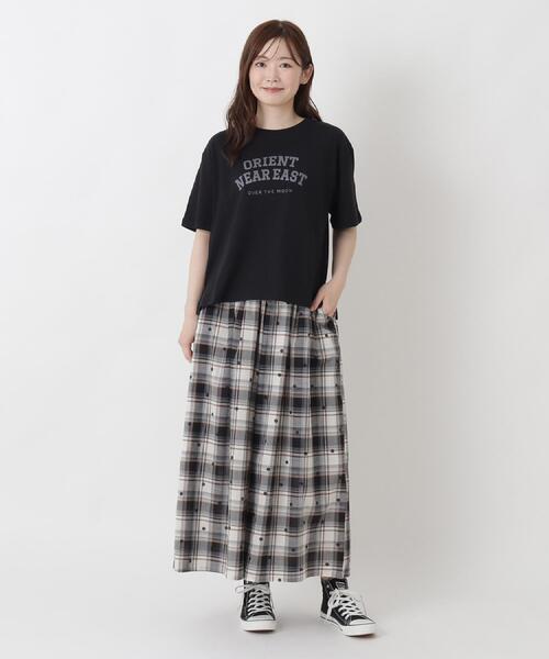 one'sterrace（ワンズテラス）の「コットン ワイドプリント Tシャツ A（Tシャツ/カットソー・レディース・ブラック系8/アイボリー系8/ライトグリーン系/ネイビー系5/ブラウン系8・02）」の12枚目の写真
