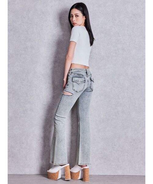 GYDA(ジェイダ)の「コルクチャンキーサンダル(サンダル・レディース・ブラック/オフホワイト・SMALL/MEDIUM/LARGE)」の11枚目の写真