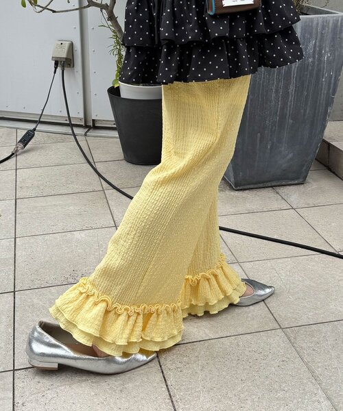 CIAOPANIC(チャオパニック)の「裾フリルアソートイージーパンツ(その他パンツ・レディース・ブラック/イエロー/ホワイト・0/1)」の4枚目の写真