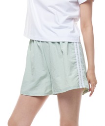 【Narcissus】ラインショートパンツ サイドライン スポーティー スポーツ トラックパンツ