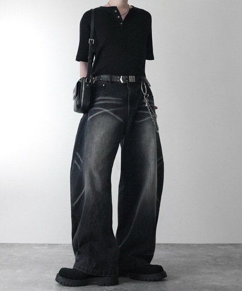 ADRER(アドラー)の「Saffiano-Style Mini Shoulder Bag / サフィアーノスタイル ミニショルダーバッグ(ショルダーバッグ・メンズ・ブラック・FREE)」の20枚目の写真