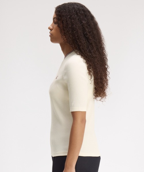 FRED PERRY(フレッドペリー)の「Twin Tipped Ribbed T-Shirt/ツインティップリブTシャツ(Tシャツ/カットソー・レディース・ブラック/ベージュ・10/8)」の11枚目の写真