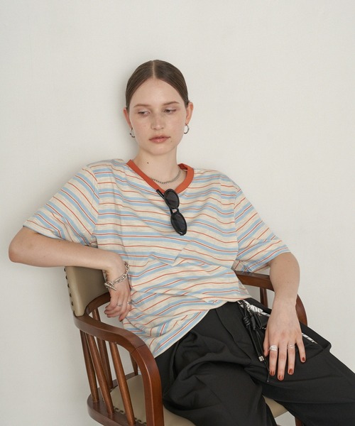uchi.(ウチ)の「配色マルチボーダーリンガーTシャツ(Tシャツ/カットソー・レディース・オレンジ系その他/ブラウン系その他/グリーン系その他・FREE)」の4枚目の写真