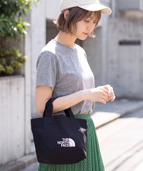 THE NORTH FACE（ザノースフェイス）の「【THE NORTH FACE/ザノースフェイス】TNF LOGO COTTON BAG S / ロゴ コットン ミニ ハンドバッグ（トートバッグ・メンズ・オレンジ/クリーム/ブラック/ライトブルー・FREE）」の19枚目の写真