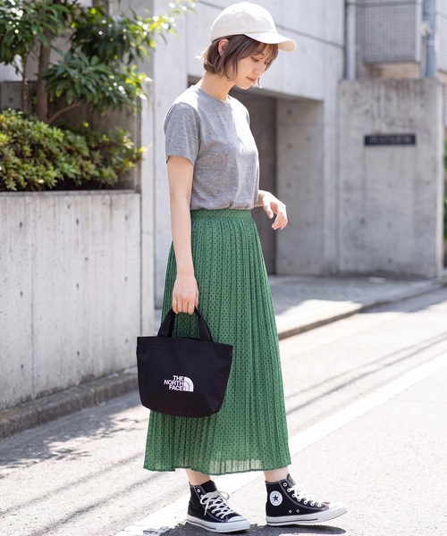 THE NORTH FACE（ザノースフェイス）の「【THE NORTH FACE/ザノースフェイス】TNF LOGO COTTON BAG S / ロゴ コットン ミニ ハンドバッグ（トートバッグ・メンズ・オレンジ/クリーム/ブラック/ライトブルー・FREE）」の17枚目の写真