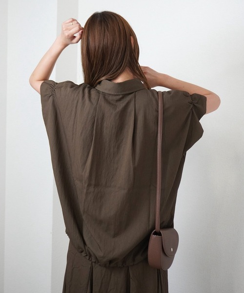 gossara(ゴサラ)の「【絞って楽しむ大人シャツ】ヴィンテージクロスシャツ(シャツ/ブラウス・レディース・ブラウン/アイボリー/ネイビー・FREE)」の5枚目の写真