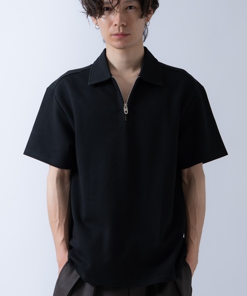 Crownor(クラウノアー)の「ハーフジップ 半袖シャツ(ポロシャツ・メンズ・ブラック/ベージュ/ホワイト・LARGE/MEDIUM)」の1枚目の写真