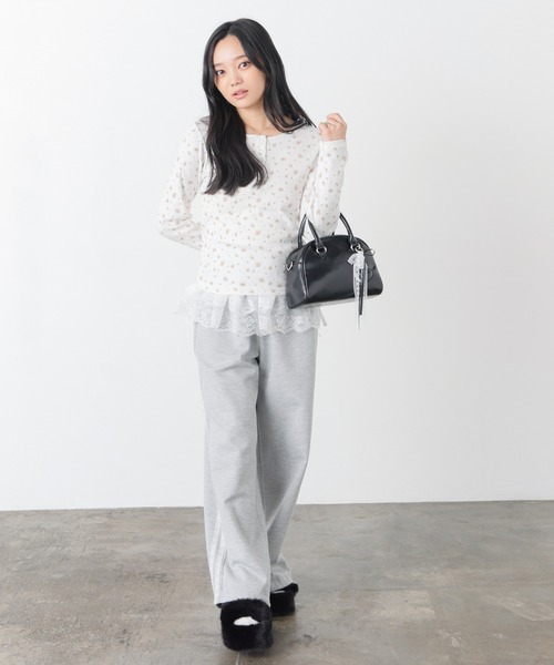 Honeys（ハニーズ）の「小花柄ヘンリートップス（Tシャツ/カットソー・レディース・ホワイト系その他2/グレー系その他3/グレー系その他2/イエロー系その他2・L/S/M）」の21枚目の写真