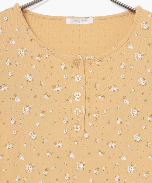 Honeys（ハニーズ）の「小花柄ヘンリートップス（Tシャツ/カットソー・レディース・ホワイト系その他2/グレー系その他3/グレー系その他2/イエロー系その他2・L/S/M）」の12枚目の写真