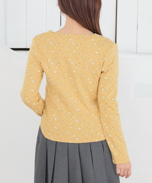 Honeys（ハニーズ）の「小花柄ヘンリートップス（Tシャツ/カットソー・レディース・ホワイト系その他2/グレー系その他3/グレー系その他2/イエロー系その他2・L/S/M）」の17枚目の写真
