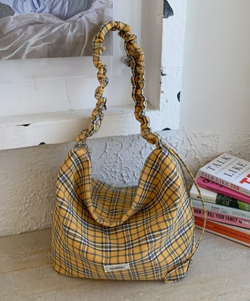 mebole(メボレ)の「gathered check shoulder bag(ショルダーバッグ・レディース・イエロー/レッド/ブルー・FREE)」の16枚目の写真