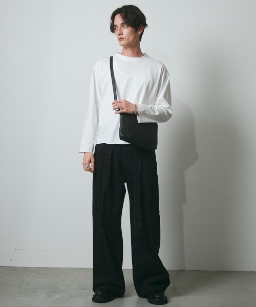 DAZE(デイズ)の「カットオフ クルーネック ロングスリーブTシャツ(Tシャツ/カットソー・メンズ・ブラック/ホワイト・SMALL/MEDIUM/LARGE)」の6枚目の写真