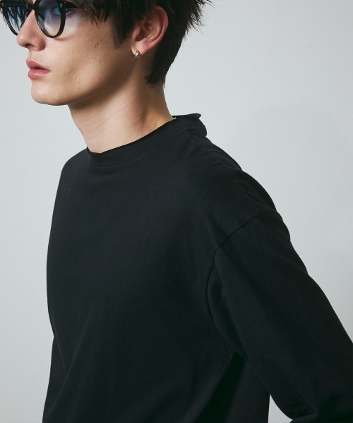 DAZE(デイズ)の「カットオフ クルーネック ロングスリーブTシャツ(Tシャツ/カットソー・メンズ・ブラック/ホワイト・SMALL/MEDIUM/LARGE)」の21枚目の写真