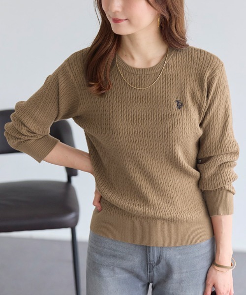 U.S. POLO ASSN.(ユーエスポロアッスン)の「U.S. POLO ASSN. クルーネックケーブルニット(ニット/セーター・レディース・ネイビー/レッド系その他/オフホワイト/ブラウン系その他/杢グレー・LL/L/M)」の6枚目の写真