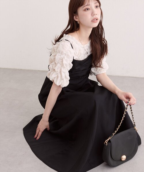 natural couture(ナチュラルクチュール)の「タックデザインマーメイドキャミワンピース(ワンピース・レディース・アイボリー/ブラウン/ブラック・FREE)」の2枚目の写真