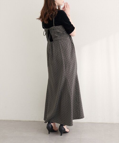 natural couture(ナチュラルクチュール)の「タックデザインマーメイドキャミワンピース(ワンピース・レディース・アイボリー/ブラウン/ブラック・FREE)」の9枚目の写真
