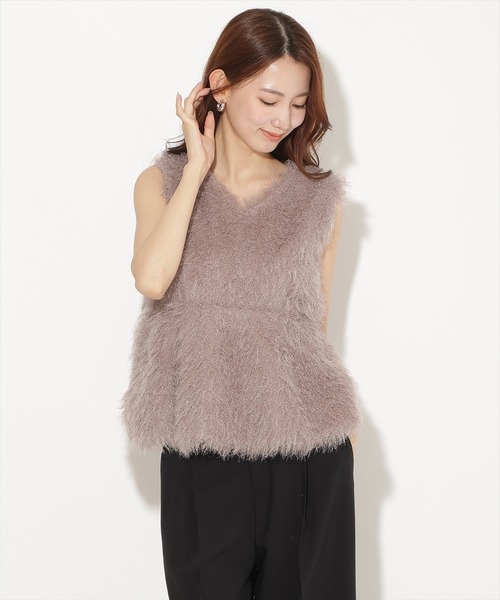 AND COUTURE(アンドクチュール)の「ソフトシャギーペプラムトップス(キャミソール・レディース・モカ/ピンク/ホワイト・FREE)」の3枚目の写真