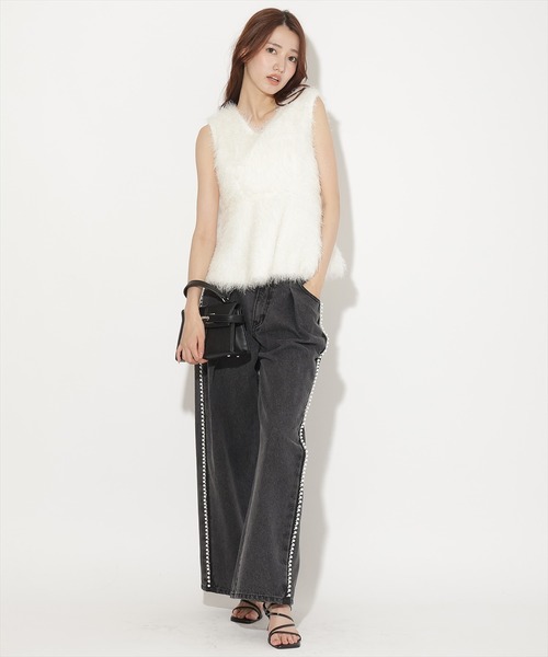 AND COUTURE(アンドクチュール)の「ソフトシャギーペプラムトップス(キャミソール・レディース・モカ/ピンク/ホワイト・FREE)」の9枚目の写真
