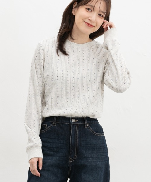 Honeys(ハニーズ)の「総柄ワッフルTシャツ(Tシャツ/カットソー・レディース・ベージュ系その他2/グレー系その他2/レッド系1/グレー系1/ブルー系1/レッド系その他2/ブラック×ベージュ/アイボリー系1・L/S/M/LL)」の5枚目の写真