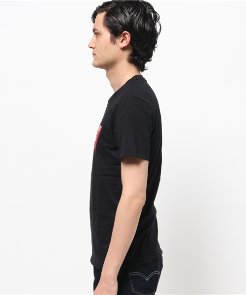 Levi's（リーバイス）の「Levi's/リーバイス バットウイングロゴ Tシャツ ブラック（Tシャツ/カットソー・メンズ・ブラック・MEDIUM/SMALL/LARGE/X-SMALL/XX-LARGE/3XL/X-LARGE）」の8枚目の写真