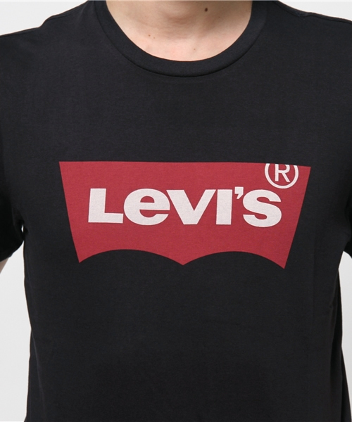 Levi's（リーバイス）の「Levi's/リーバイス バットウイングロゴ Tシャツ ブラック（Tシャツ/カットソー・メンズ・ブラック・MEDIUM/SMALL/LARGE/X-SMALL/XX-LARGE/3XL/X-LARGE）」の5枚目の写真
