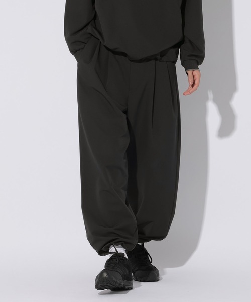 LAKOLE(ラコレ)の「TECHストレッチタックパンツ / 1060173(その他パンツ・メンズ・ブラック/ネイビー・LARGE/MEDIUM/X-LARGE)」の6枚目の写真