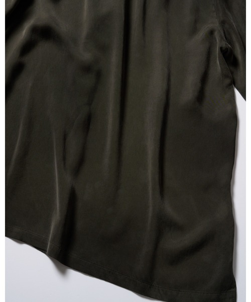 wjk(ダヴルジェイケイ)の「cupro vintage pull-over skipper shirt L/S(シャツ/ブラウス・メンズ・ブラック/ダークカーキ/ダークベージュ・X-LARGE/LARGE/MEDIUM/SMALL)」の8枚目の写真