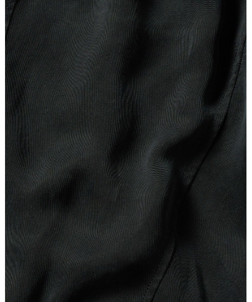 wjk(ダヴルジェイケイ)の「cupro vintage pull-over skipper shirt L/S(シャツ/ブラウス・メンズ・ブラック/ダークカーキ/ダークベージュ・X-LARGE/LARGE/MEDIUM/SMALL)」の10枚目の写真
