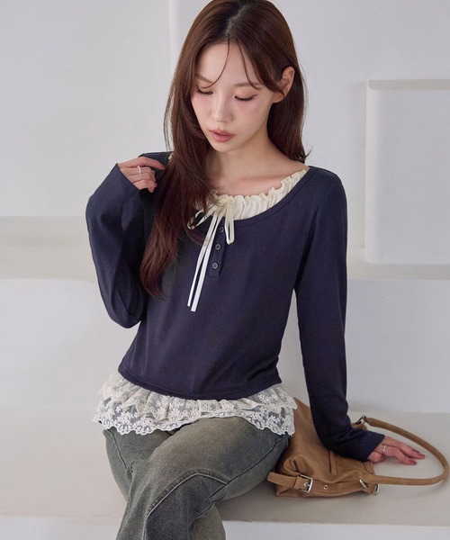 CHAN ME(チャンミ)の「裾ティアードレースフリルレイヤード風長袖トップス(Tシャツ/カットソー・レディース・ネイビー/ブラック/アイボリー・MEDIUM/LARGE/X-LARGE)」の8枚目の写真