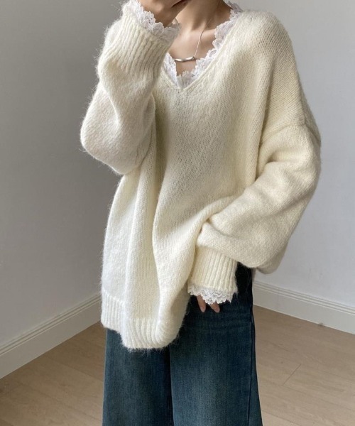 Ritzy(リッツィー)の「レース切り替え V ネックニットセーター(ニット/セーター・レディース・ベージュ/グレー/モカ・FREE)」の13枚目の写真