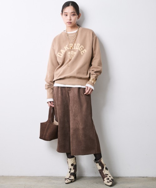 CHIC STYLE（シックスタイル）の「綿100％ピグメント染裏起毛クルーネックスウェット＜大きいサイズ有＞シックスタイル（スウェット・レディース・ライトブルー/グレー/モカ・3L/M/LL/5L/L/4L）」の10枚目の写真