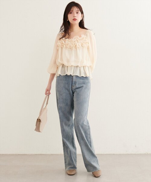 natural couture(ナチュラルクチュール)の「スクエアネックフリルブラウス(シャツ/ブラウス・レディース・ピンク系その他/アイボリー・FREE)」の6枚目の写真
