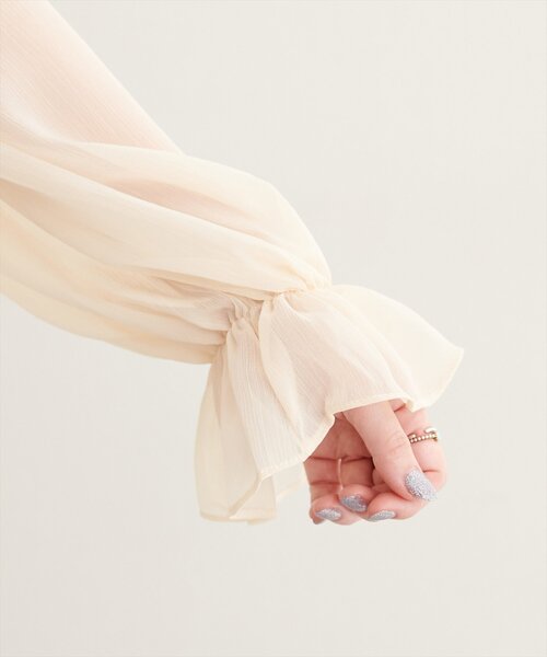 natural couture(ナチュラルクチュール)の「スクエアネックフリルブラウス(シャツ/ブラウス・レディース・ピンク系その他/アイボリー・FREE)」の12枚目の写真
