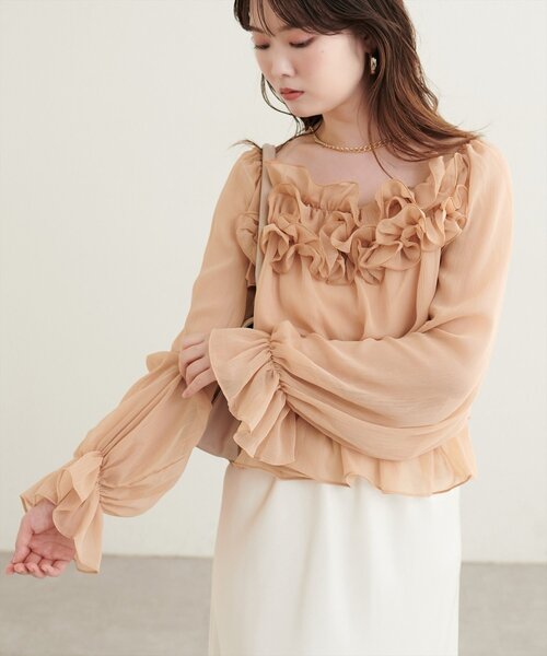 natural couture(ナチュラルクチュール)の「スクエアネックフリルブラウス(シャツ/ブラウス・レディース・ピンク系その他/アイボリー・FREE)」の16枚目の写真