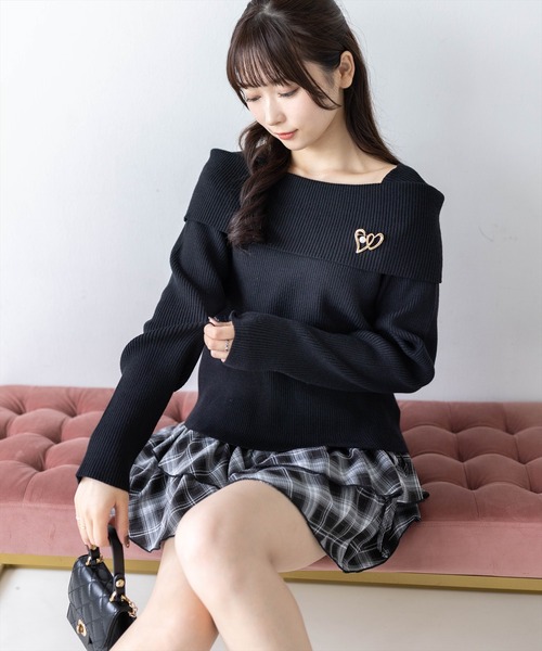 clear（クリア）の「ブローチ付きオフショルニットトップス［骨格ウェーブ／上品／デート］（ニット/セーター・レディース・アイボリー/レッド/ネイビー/グレー/ブラック/ブラウン・F）」の18枚目の写真