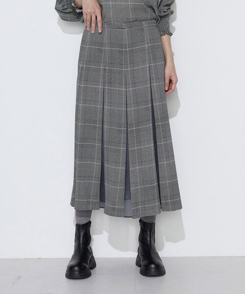 K.T KIYOKO TAKASE（キヨコタカセ）の「ヘリテージプリント ボックスタックスカート（スカート・レディース・チャコール/ブラック系その他・7号/9号）」の11枚目の写真