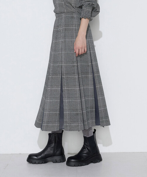 K.T KIYOKO TAKASE（キヨコタカセ）の「ヘリテージプリント ボックスタックスカート（スカート・レディース・チャコール/ブラック系その他・7号/9号）」の12枚目の写真
