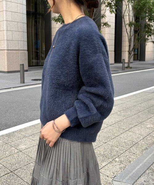Jena espace merveilleux(ジェナ エスパスメルヴェイユ)の「ラメフェザーソフトニット 秋冬ニット(ニット/セーター・レディース・ライトグレー/ネイビー/ブラウン・FREE)」の16枚目の写真