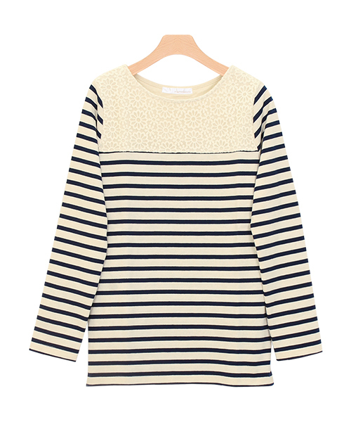 Pierrot（ピエロ）の「【しっかり生地が魅力！王道のボーダーロンT】3typeボーダー地厚カットソートップス（Tシャツ/カットソー・レディース・ネイビー/ホワイト×レッド/グレー系その他/グレー×ホワイト/ブルー系その他2/その他/ホワイト系その他/レッド系その他/トリコロール/ホワイト×ネイビー/グレー系その他2/ブルー系その他・M/L）」の3枚目の写真