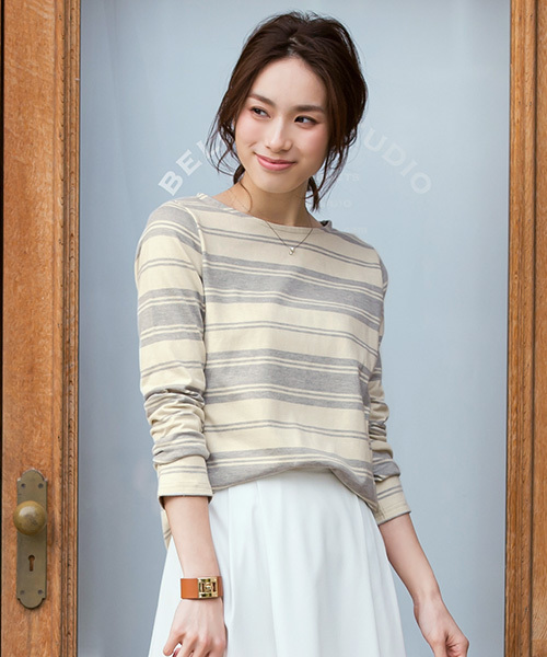 Pierrot（ピエロ）の「【しっかり生地が魅力！王道のボーダーロンT】3typeボーダー地厚カットソートップス（Tシャツ/カットソー・レディース・ネイビー/ホワイト×レッド/グレー系その他/グレー×ホワイト/ブルー系その他2/その他/ホワイト系その他/レッド系その他/トリコロール/ホワイト×ネイビー/グレー系その他2/ブルー系その他・M/L）」の5枚目の写真