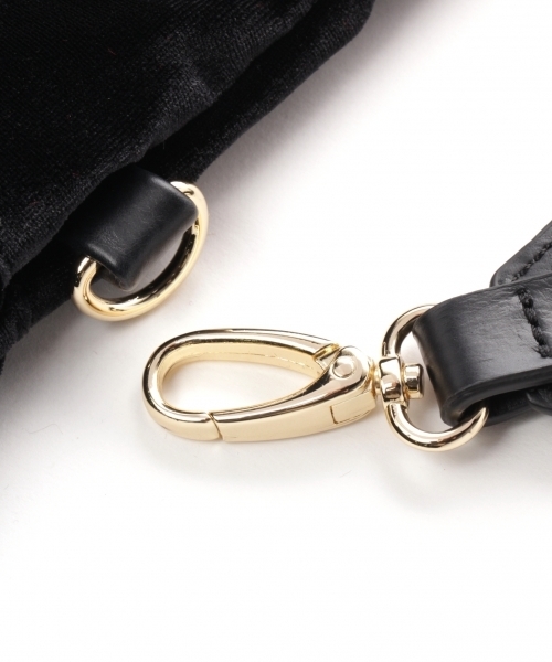 GLOBAL WORK（グローバルワーク）の「フリル3WAYクラッチ/741112（クラッチバッグ・レディース・ワインレッド/ベージュ/ブラック・FREE）」の9枚目の写真