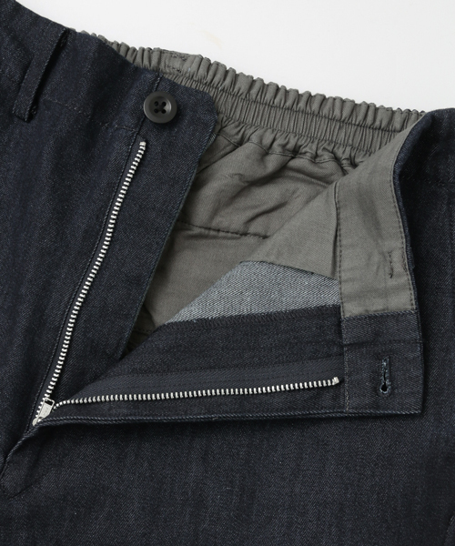URBAN RESEARCH DOORS MENS（アーバンリサーチ ドアーズ メンズ）の「FORK＆SPOON Denim Tapered Trousers（デニムパンツ・メンズ・インディゴブルー/ブルー系その他・4/5）」の9枚目の写真